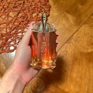 Mugler Alien Goddess Intense Perfume